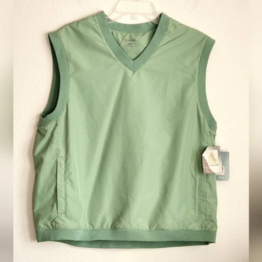Ativa Women's Green XL Sleeveless V-neck Vest Zip Pockets 100% Polyester (NWT)